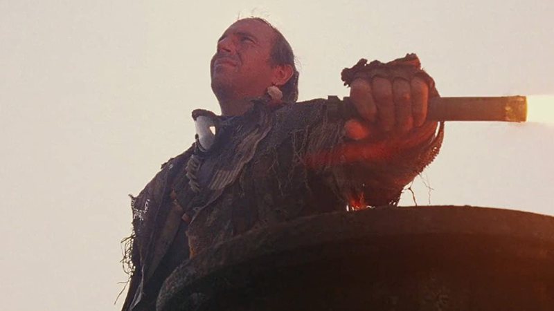 Kevin Costner em Waterworld (Foto: Reprodução)