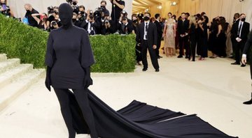 Kim Kardashian no Met Gala 2021 (Foto: Reprodução via Twitter)