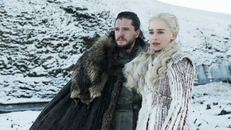 Kit Harington e Emilia Clarke em Game of Thrones (Foto: Divulgação)