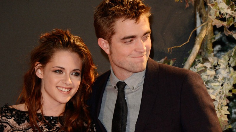 Kristen Stewart e Robert Pattinson em 2012 (Foto: Jon Furniss/Invision/AP)