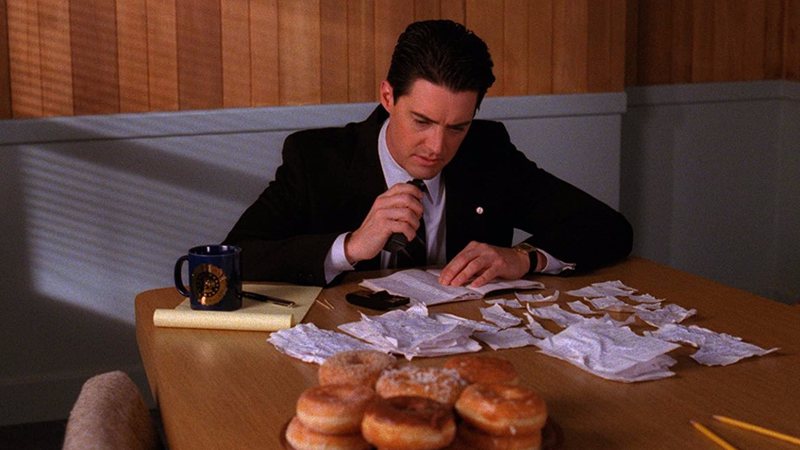 Kyle MacLachlan como detetive Dale Cooper em Twin Peaks (Foto: Reprodução)