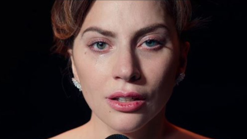 Lady Gaga em clipe de "I'll Never Love Again" (Foto: Reprodução)