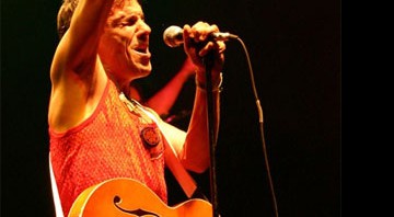 Manu Chao: Quinze dias de liberdade antes vender sua canção - Reprodução/Site oficial da banda