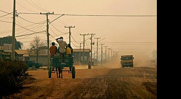 Distrito de Colniza tem uma rua só, de terra - Araquém Alcântara