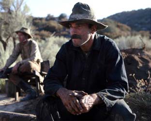 Daniel Day-Lewis é indicado pela atuação principal em <i>Sangue Negro</i>, que concorre a oito Oscars - Divulgação