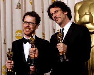 Irmãos Coen foram os grandes vencedores do Oscar 2008; <i>Onde os Fracos Não Têm Vez</i> papou quatro estatuetas - AP