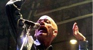 Michael Stipe entra de cabeça na era digital - AP