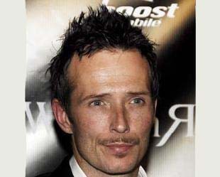 Velvet Revolver deve continuar sem Scott Weiland - AP