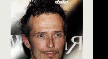 Velvet Revolver deve continuar sem Scott Weiland - AP