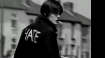 Sam Riley interpreta Ian Curtis - Reprodução