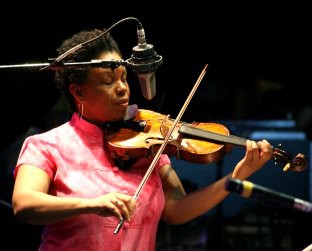 Regina Carter ao violino - Cezar Fernandes