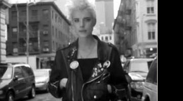 Agyness Deyn em clipe de música do Five O'Clock Heroes; modelo quer "dream team" musical - Reprodução