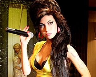 A versão em cera de Amy Winehouse levou quatro meses e meio para ficar pronta - Reprodução/Skynews