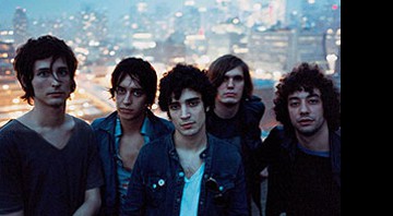 Da dir. para a esq.: Albert Hammond Jr., Nikolai Fraiture e Fabrizio Moretti, os três integrantes dos Strokes com projetos paralelos. - Reprodução