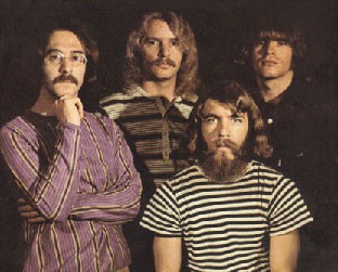 Os seis primeiros álbuns do Creedence Clearwater Revival serão relançados com B-sides e músicas inéditas, nos EUA - Reprodução