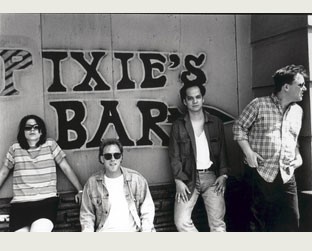 O Pixies, uma das mais aclamadas bandas independentes do mundo, pode gravar um novo álbum após 17 anos - Reprodução/Site Oficial