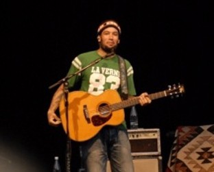 O cantor Ben Harper é a segunda atração internacional do VMB 2008 - Reprodução/Site Oficial