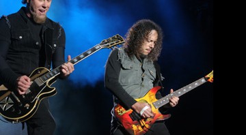 James Hetfield (esq.) e Kirk Hammett mandaram hits e novas em Reading (23/8/2008) - Divulgação