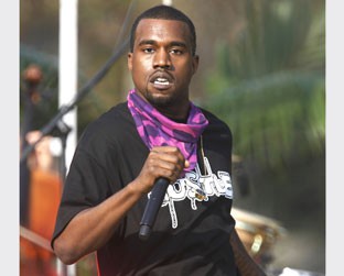 O cantor Kanye West é um dos headliners do Tim Festival 2008 - AP