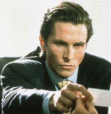 Christian Bale, na pele do serial killer Patrick Bateman: história do psicopata deve virar musical da Broadway em 2010 - Reprodução