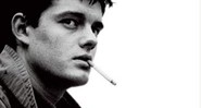 Sam Riley é Ian Curtis em Control - Divulgação