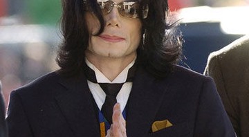 Velório de Michael Jackson acontecerá no Staples Center, local onde o astro ensaiou pela última vez - AP