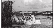 Candomblé: Bahia, 1972 - O bom trânsito de Verger permitia que ele registrasse incontáveis cultos religiosos. Estas imagens são da festa Águas de Oxalá, com participação do Candomblé Opô Aganjú - Foto Pierre Verger