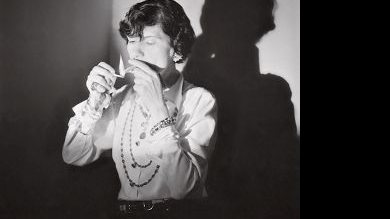 Coco Chanel em 1936: A estilista vivia o que pregava - "A simplicidade é a chave da verdadeira elegância" - BORIS LIPNITZKI/ROGER-VIOLLET/IMAGEPLUS