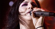 Amy Lee fez os fãs chorarem no Maquinária - Bruna Sanches