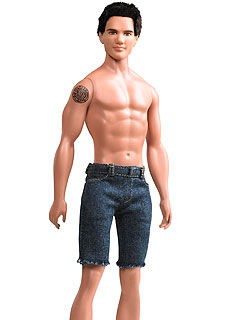 Jacob, personagem de Taylor Lautner, vira boneco estilo Barbie - Reprodução/People