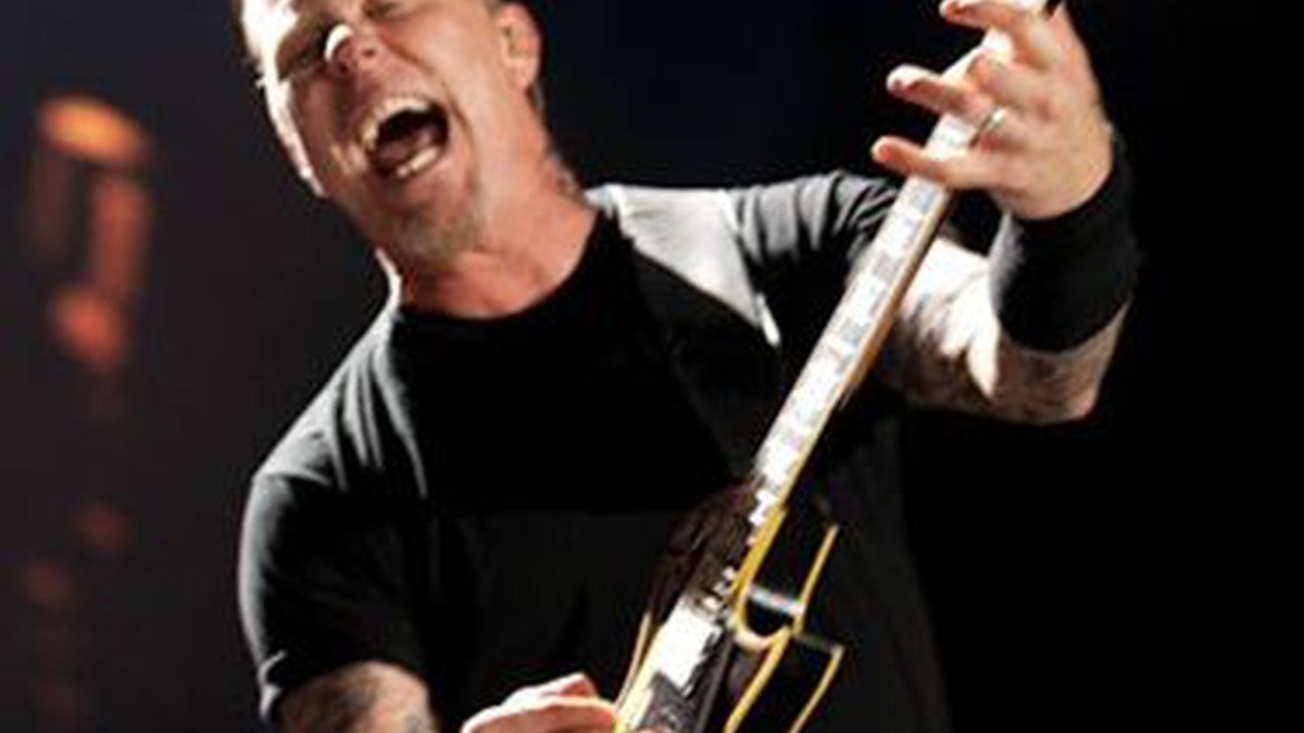 James Hetfield à frente do Metallica - Marcos Hermes