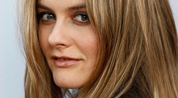 Alicia Silverstone será protagonista de <i>Vamps</i> - AP