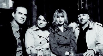 Nouvelle Vague é o coletivo criado por Marc Collin e Olivier Libaux com a participação de outros artistas - Reprodução/MySpace oficial