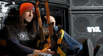 <i>Abnormal</i> é o primeiro álbum solo de Bumblefoot como guitarrista do Guns N' Roses - Reprodução/Site oficial