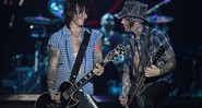 Richard Fortus e DJ Ashba nas guitarras - MRossi