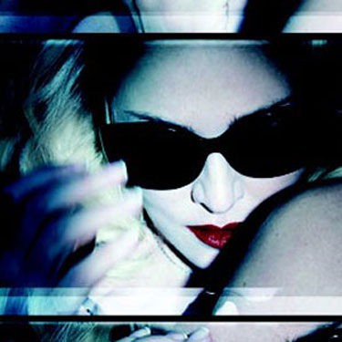 Madonna também é a garota propaganda da coleção de óculos <i>MDG</i> - Reprodução