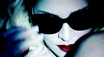 Madonna também é a garota propaganda da coleção de óculos <i>MDG</i> - Reprodução