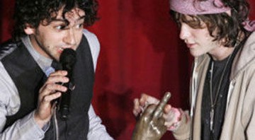 MGMT disponibiliza as nove faixas de <i>Congratulations</i> no site oficial - AP