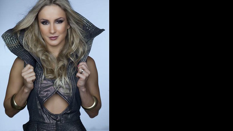 "As Máscaras", sucesso de Claudia Leitte, vai integrar trilha sonora da Copa do Mundo 2010 - Reprodução/Site oficial