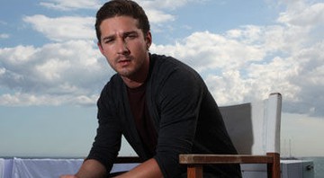 Shia Labeouf, protagonista da franquia <i>Transformers</i>, disse que o terceiro filme vai "focar nos humanos" - AP