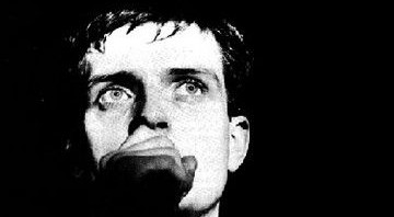 Há 30 anos, Ian Curtis, vocalista do Joy Division, cometeu suicídio - Reprodução