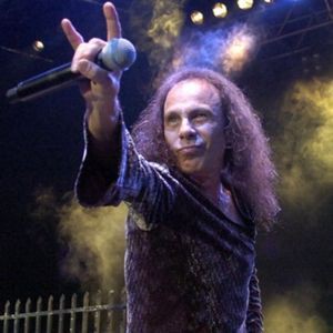 Membros da Igreja Batista de Westboro protestarão no funeral de Ronnie James Dio - AP