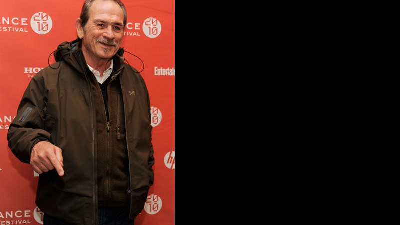 Tommy Lee Jones também estará em <i>Homens de Preto 3</i> - AP