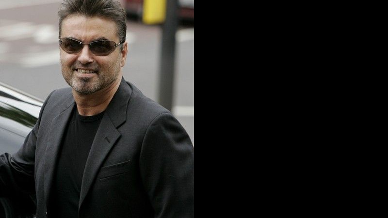 Na foto, George Michael comparece ao tribunal depois de dirigir sob efeito de drogas, em 2007 - AP