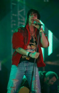 Julian Casablancas comenta que processo de gravação do novo álbum Strokes está sendo difícil - AP