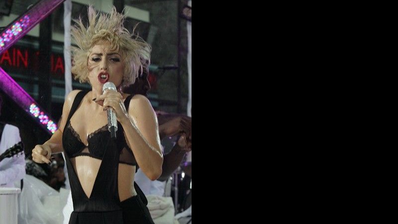 Lady Gaga pede para seus fãs não reagirem a qualquer tipo de manifestação violenta de religiosos - AP