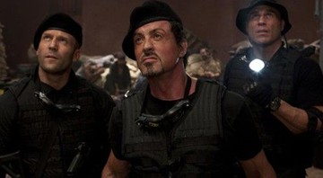 Sylvester Stallone, Jason Statham e Randy Couture em cena de <i>Os Mercenários</i> - Divulgação