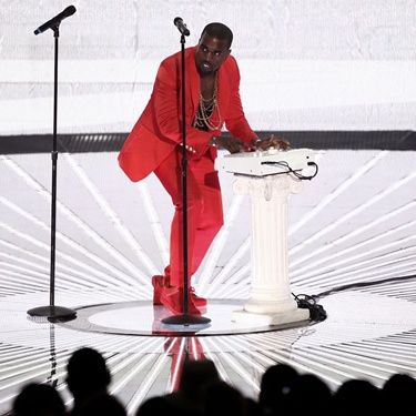 Kanye West fechou o VMA 2010 - AP