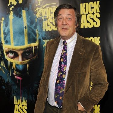 Stephen Fry na première de <i>Kick-Ass - Quebrando Tudo</i>: ele viverá Mycroft Holmes, irmão de Sherlock, em <i>Sherlock Holmes 2</i> - AP