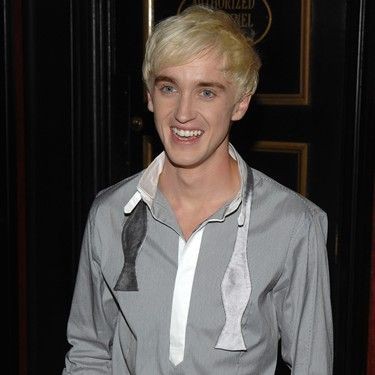 Tom Felton lança online seu primeiro single, "If You Could Be Anywhere" - AP